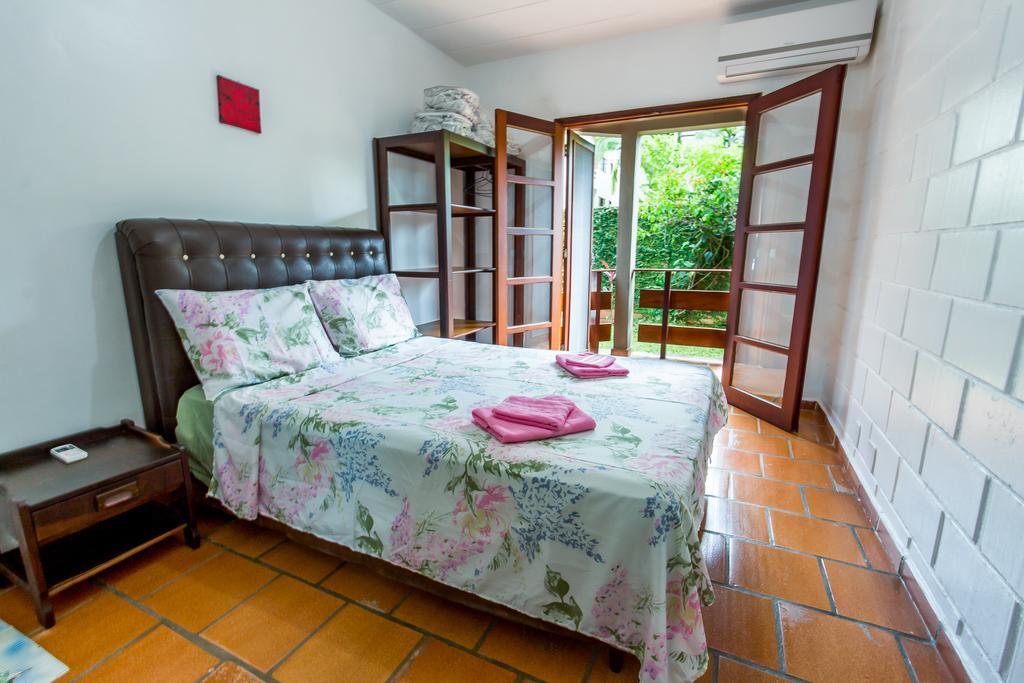 Condominio Palm Springs Apartamento Ubatuba